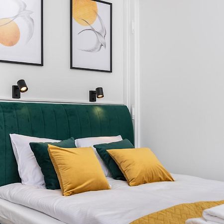 Premium Splendid Old Town Suites - By Upstairs Krakau Buitenkant foto