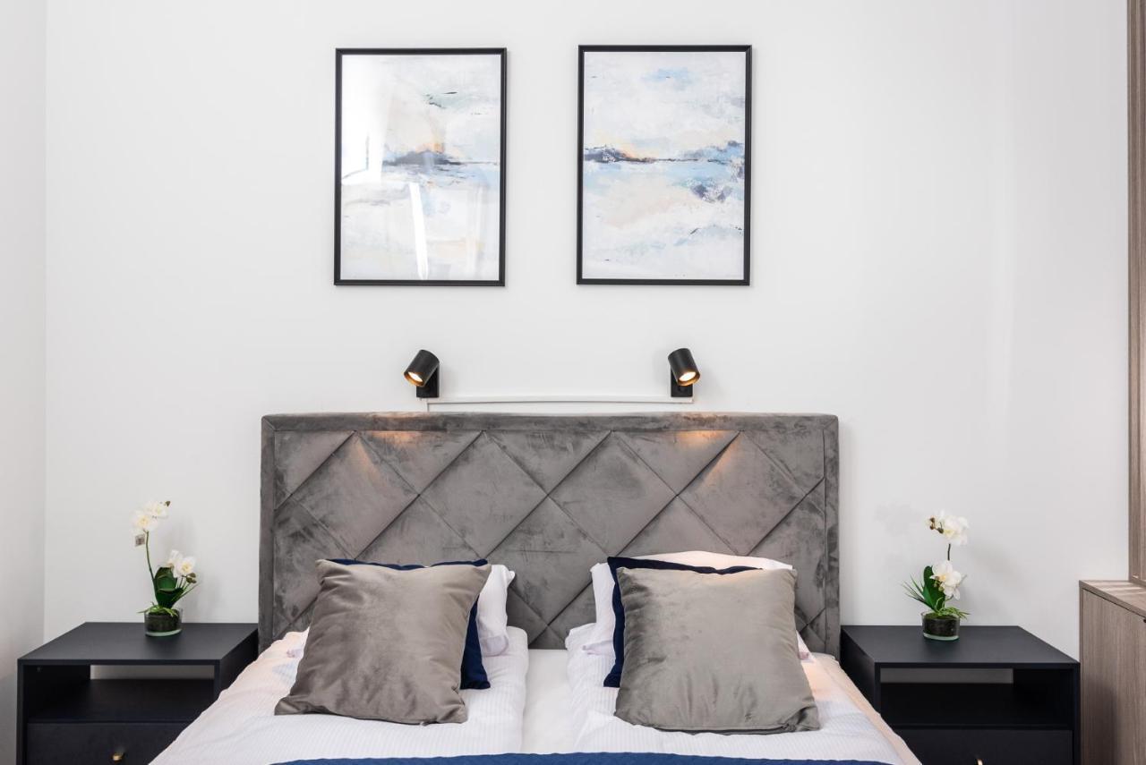 Premium Splendid Old Town Suites - By Upstairs Krakau Buitenkant foto