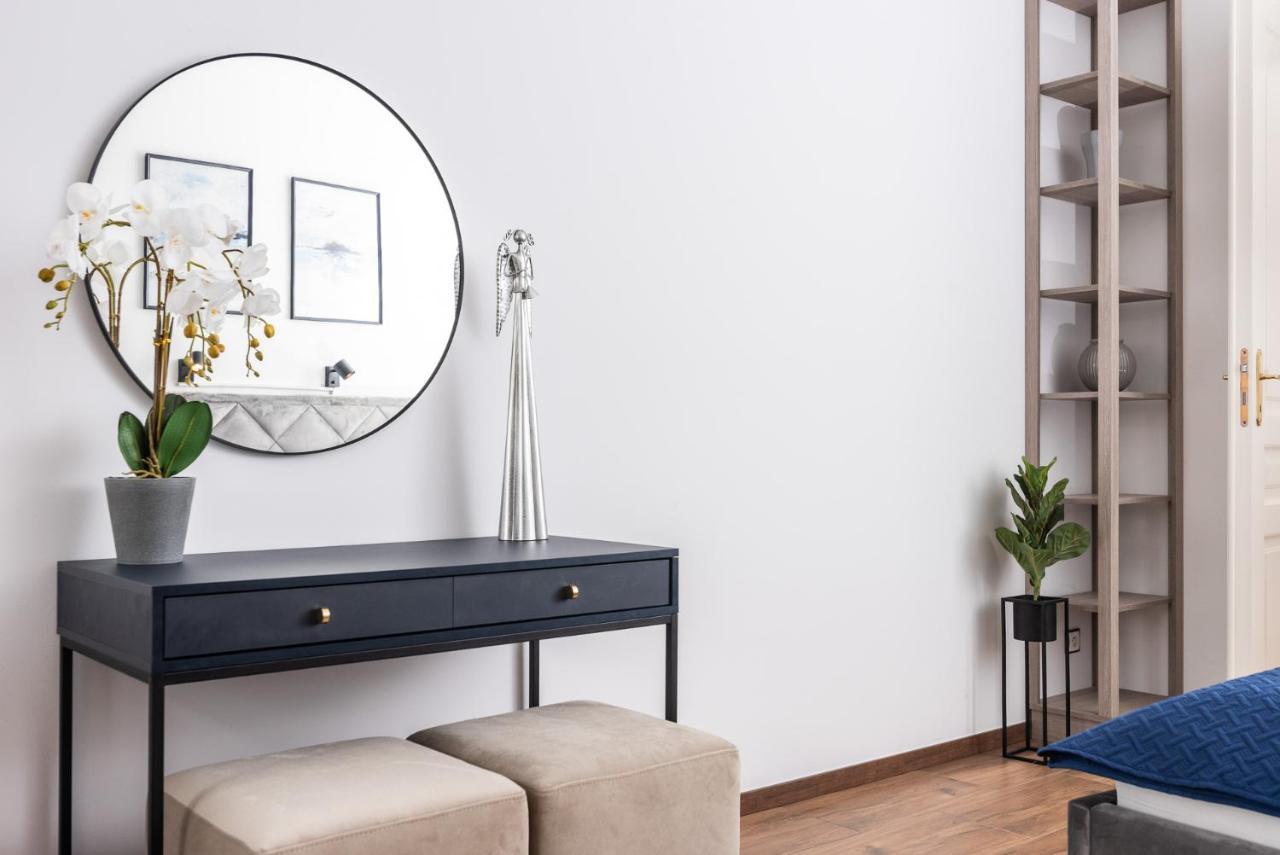 Premium Splendid Old Town Suites - By Upstairs Krakau Buitenkant foto